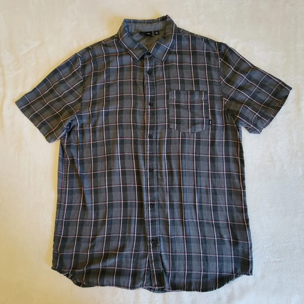 Vans Button Down Shirt Mens Large Grey Red Plaid Short Sleeve Skater Woven Top